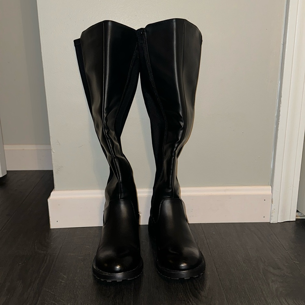 Tall leather boots